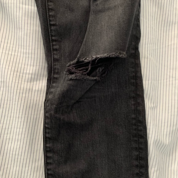 American Eagle Distressed Knee Super High Rise Black Jegging Skinny Jean - Picture 4 of 7